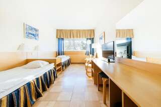 Отель Yyteri Spa Hotel Пори Бюджетный двухместный номер с 2 отдельными кроватями-1